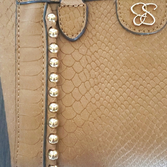 ๐ HOST PICK ๐ Jessica Simpson Crossbody Bag - Picture 9 of 10